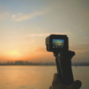 苍井空被叉动态图
